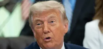 Iran, Trump: 'Ok all'intesa, ho annullato i raid di stanotte', Teheran smentisce