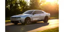 Stellantis e Factorial testano su strada la batteria allo stato solido del futuro
