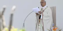 Il Papa, 'dagli abusi ferite traumatiche, la Chiesa chiamata a risponderne'