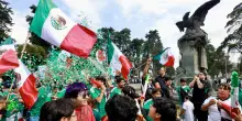 'Vamos Mexico' e 'Fiesta', il via della Coppa fa il giro del mondo