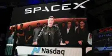 SpaceX all'esordio a Wall Street, vola a +11%. Musk: 'Vogliamo portarvi sulla Luna, su Marte e oltre'