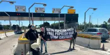 Animalisti bloccano casello dell'A22 di Verona per l'orso 'Papillon'