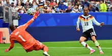 Mondiali: calzettoni bucati ai polpacci, la moda spopola tra i giocatori