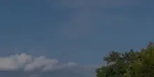 G7, Macron posta l'arrivo di Meloni sulle note di "Felicit&agrave;" di Albano e Romina