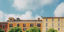 Sebago festeggia 80 anni, una barca-scarpa naviga in Arno
