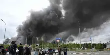'Ondata di droni ucraini, chiusi tutti gli aeroporti di Mosca per sicurezza'