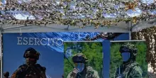 Lo stand dell'Esercito alla fiera del fumetto, polemica a Termoli