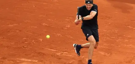 Roland Garros: Zverev vola in semifinale, battuto Jodar