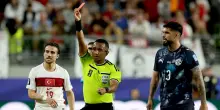 Mondiali: Almiron primo espulso per aver parlato coprendosi la bocca