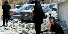 'Intesa violata', l'Iran richiude Hormuz. Ma partono i colloqui in Svizzera