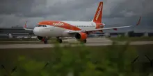 Easyjet respinge offerta Castlelake, sul piatto 625 pence per azione