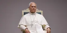 Il Papa agli scrittori, abbiamo bisogno di voi, create spazi di libert&agrave;