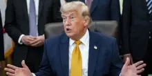 Trump in calo ancora nel sondaggi, solo il 30% degli americani lo approva