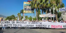"Ci avete tolto la dignit&agrave;", sit-in per salvare il castello delle cerimonie