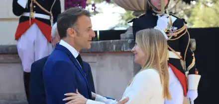 Macron- Meloni: 'Francia e Italia partner naturali e indispensabili'