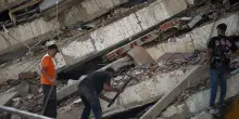 Il terremoto in Venezuela: 'Siamo in tre', il miracolo dei fratellini estratti vivi
