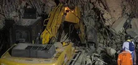 Venezuela, crolla ponte a Caraballeda dopo la nuova scossa