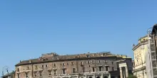 A Roma sfilata di 25mila Vespa da 67 Paesi, celebrazione per gli 80 anni