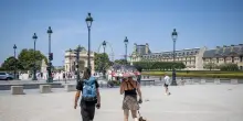 Parigi si sveglia con 14 gradi, 'ma dal 6 luglio torner&agrave; l'afa'