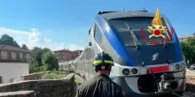 Treno con 50 passeggeri esce dai binari in Mugello, Fs 'tutti illesi'