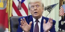 La Camera Usa ordina il ritiro dalla guerra in Iran, ma Trump pu&ograve; porre il veto
