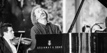Cristiano Burato esegue i 21 Valzer di Chopin a Bologna per Pianofortissimo