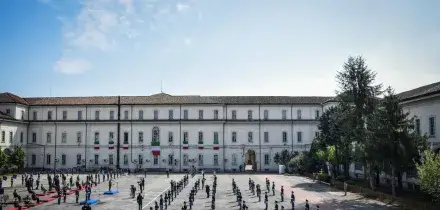 Arrestato per violenza sessuale un insegnante della scuola militare a Milano