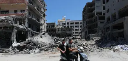 Medio Oriente: raid israeliani sul Libano, 'almeno sette morti'
