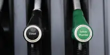 Mimit, prezzo carburanti in lieve calo, benzina 1,919 euro