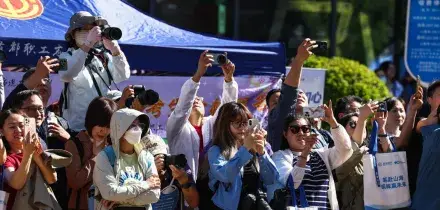 Milioni di studenti cinesi affrontano il gaokao, esame di ammissione all'universit&agrave;