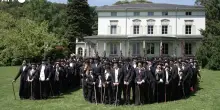 Centinaia di sosia di Charlie Chaplin si riuniscono in Svizzera