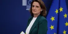 Antitrust Ue ordina a Meta di aprire Whatsapp a chatbot IA concorrenti