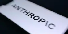 Anthropic sospende i modelli IA pi&ugrave; potenti su pressioni governo Usa