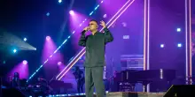 In 10mila per il debutto di Gigi D'Alessio davanti alla Reggia di Caserta