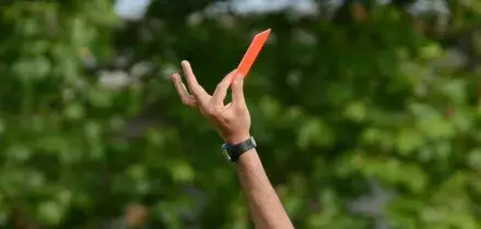 La squadra lascia il campo dopo l'insulto razzista e perde la partita a tavolino