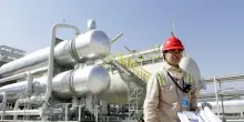 Media, 'raffinerie cinesi sospendono export di carburanti a ottobre'