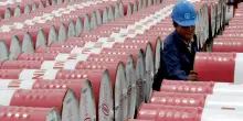 ++ Il petrolio prosegue di corsa, il Brent oltre 100 dollari ++