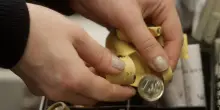 L'euro a 1,1543 dollari, +0,13%