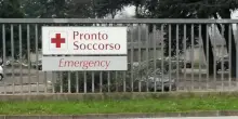 Neonato abbandonato in un sacchetto per strada nel Milanese