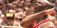All'asta la maglietta numero 23 indossata da Michael Jordan durante 'The Last Dance'