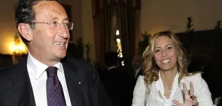 Casa a Montecarlo, il pg della Corte di Appello chiede la prescrizione per Fini e i Tulliani
