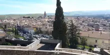 A Melfi c'&egrave; sagra della castagna, gli autotrasportatori tolgono il blocco