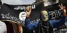 Jihad e manuali per fabbricare bombe, 16enne arrestato per terrorismo