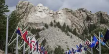 Trump al Mount Rushmore, al via lo show per il 4 luglio
