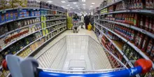 Benzina, corredo scolastico e alimentari: rientro salato dalle vacanze