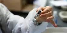 Vaccino contro il melanoma mostra risultati promettenti, Moderna +102% in Borsa