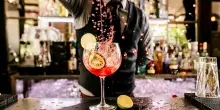 L'ora del t&egrave; nella nuova mixology ed altri trend