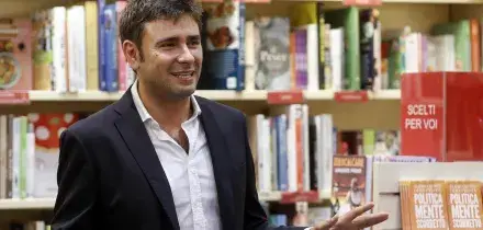 Alessandro Di Battista ricoverato a Cuba in gravi condizioni, 'forte mal di testa e malore'