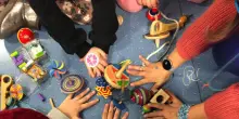 La Garante dell'infanzia contro la guida Lgbtqia+ dei pediatri