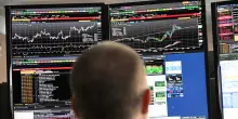 Lo spread tra Btp e Bund si allarga a 81 punti, salgono i rendimenti